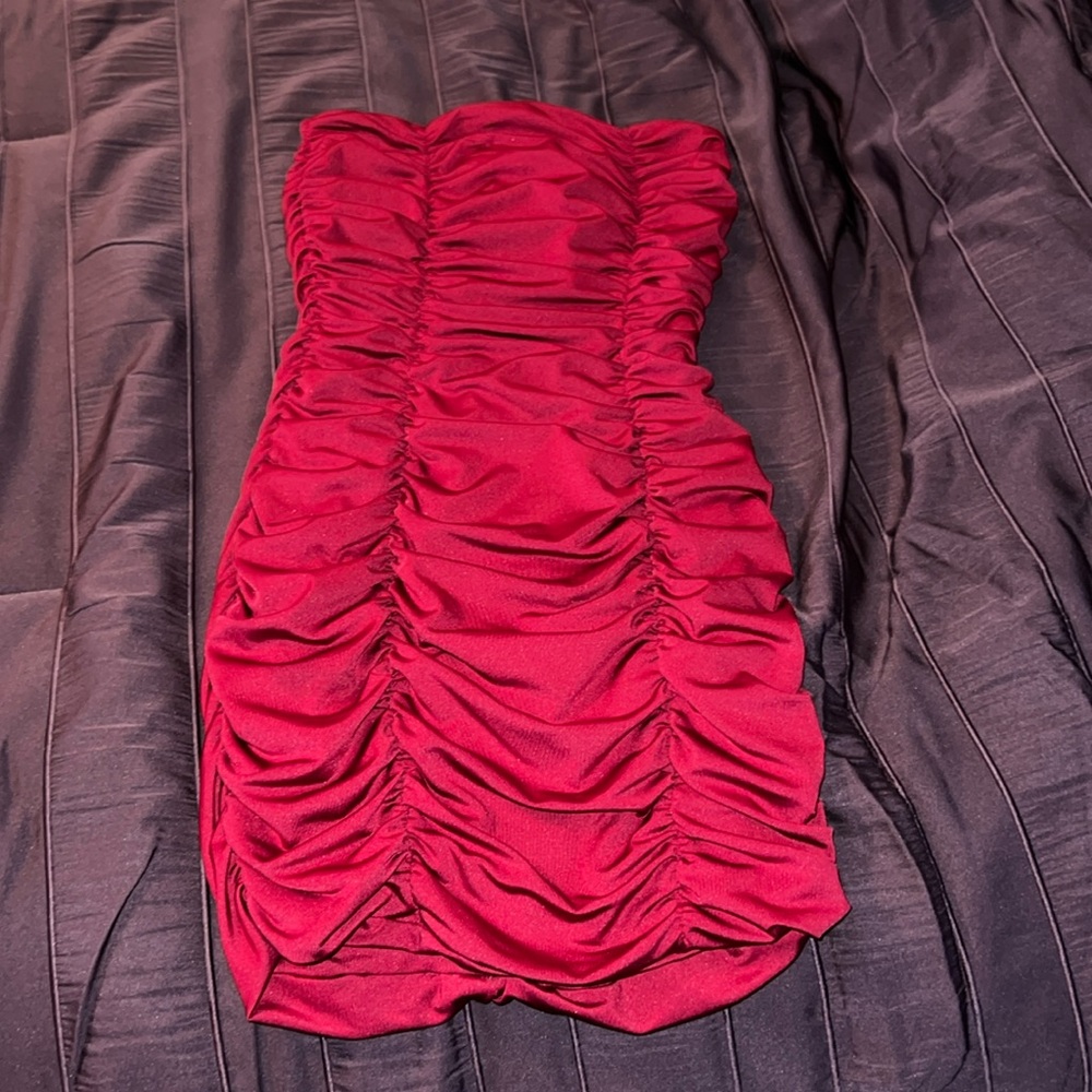 Burgundy size small party dress